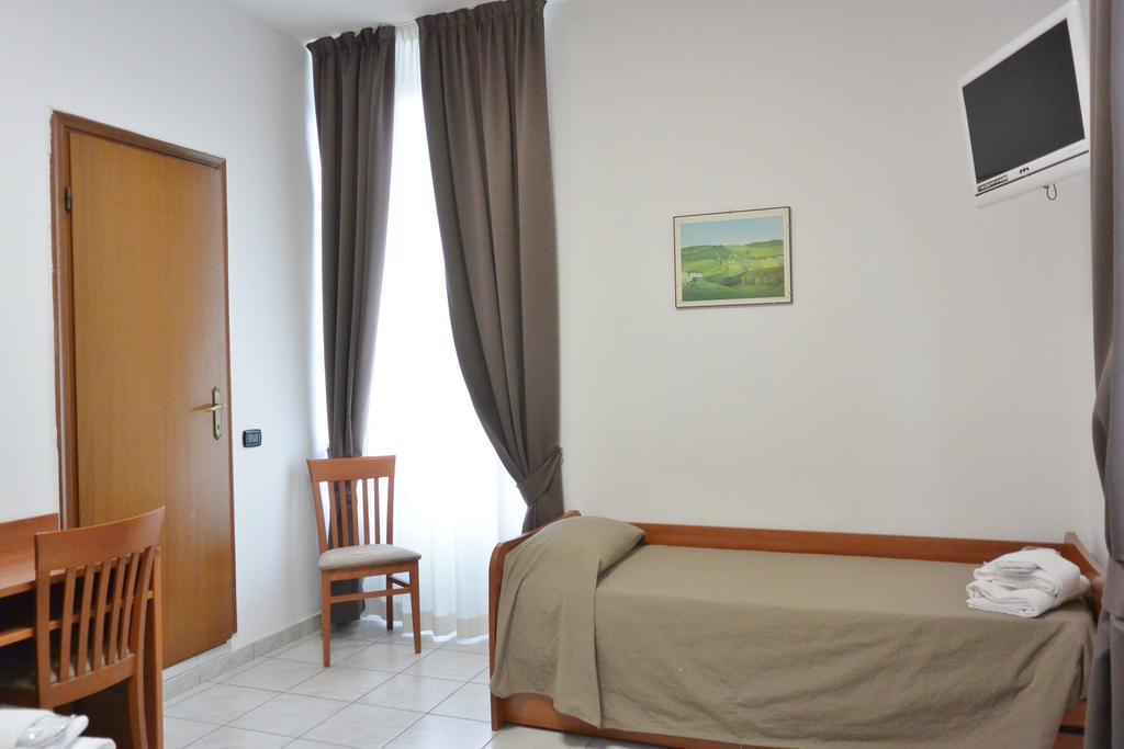 מילאנו Hotel Trentina מראה חיצוני תמונה