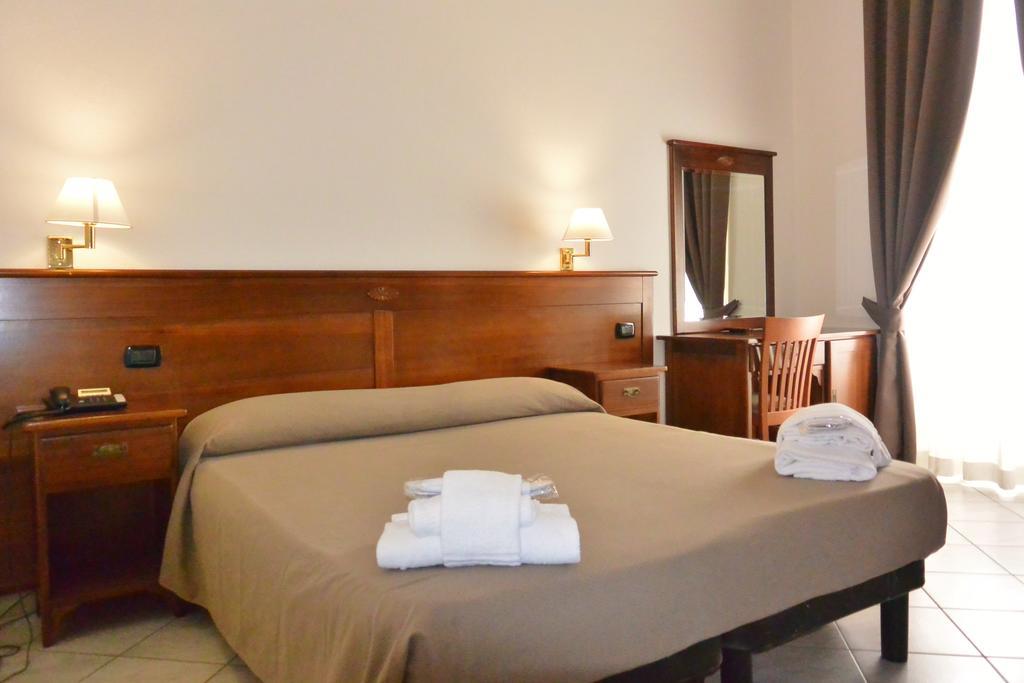 מילאנו Hotel Trentina מראה חיצוני תמונה